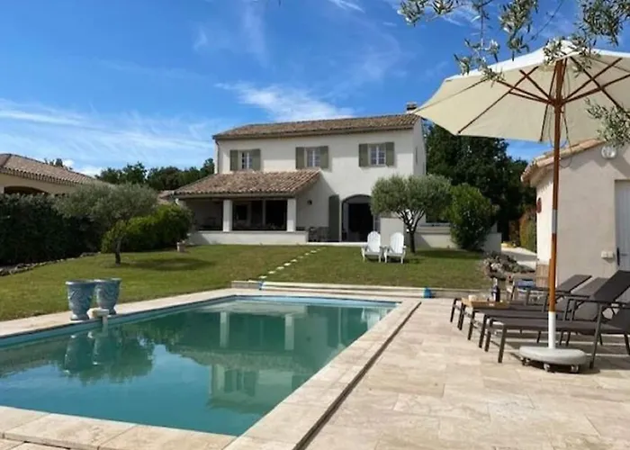 Peaceful Retreat In * Pougnadoresse