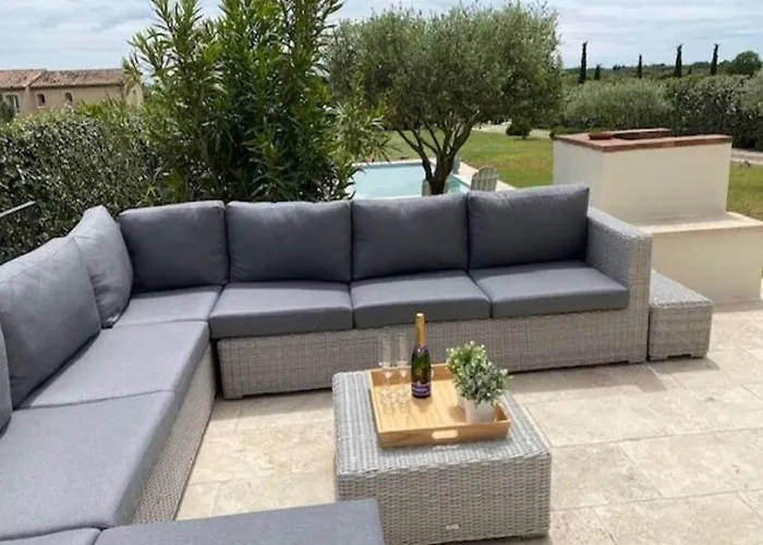Peaceful Retreat In * Pougnadoresse